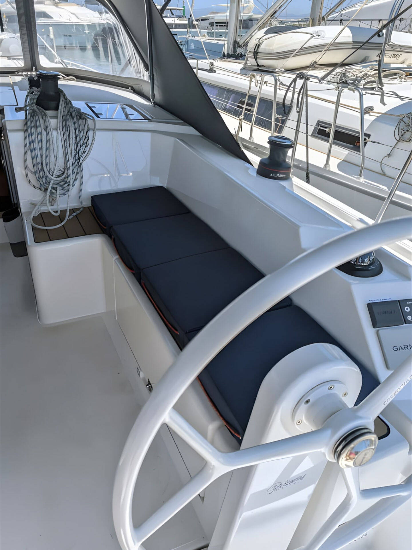 Bavaria C42 Blue Eyes