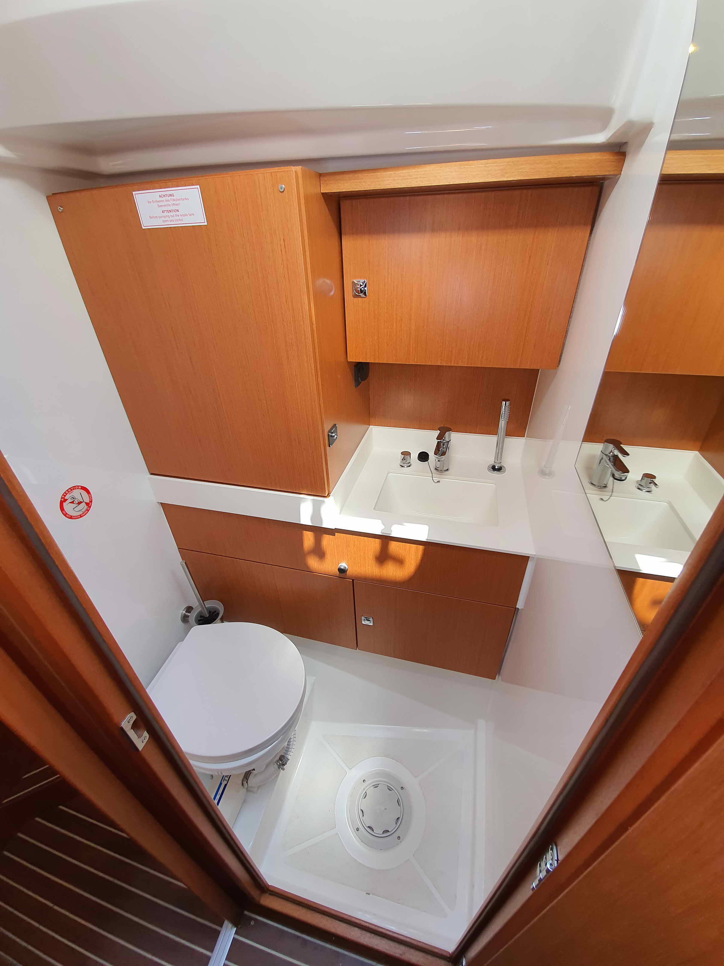 Bavaria C45 Holiday Blue Diamond