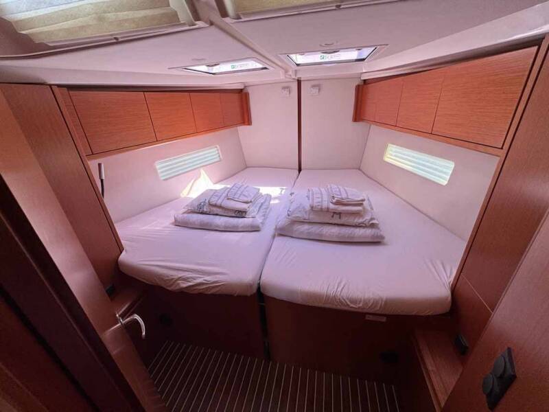 Bavaria C45 Holiday Indigo