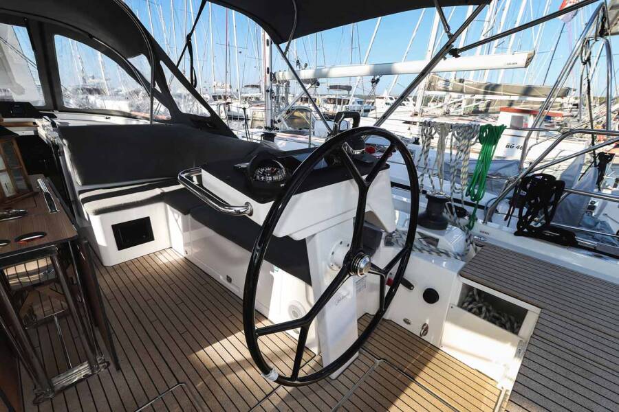 Bavaria C46 Aquila