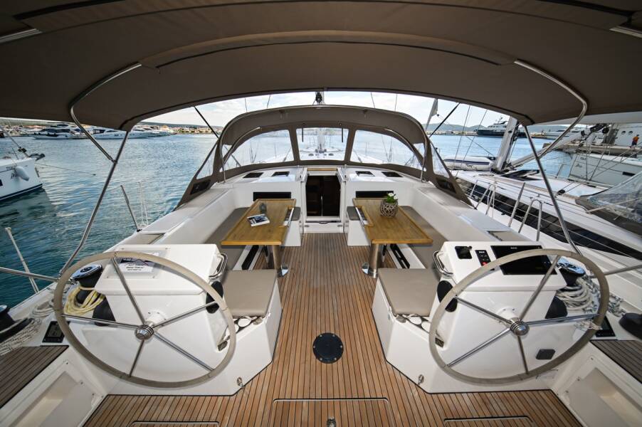 Bavaria C50 Big Blue