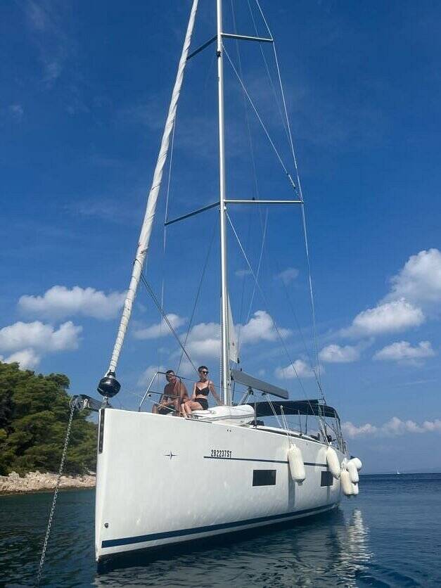 Bavaria C50 Roza Deflores 2