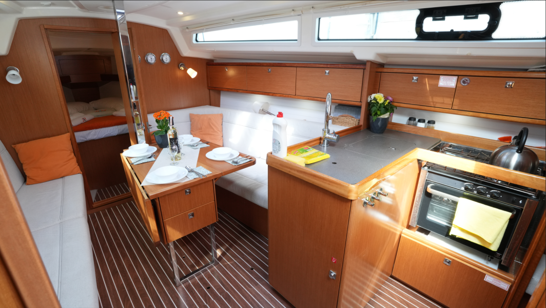 Bavaria Cruiser 34 Taz