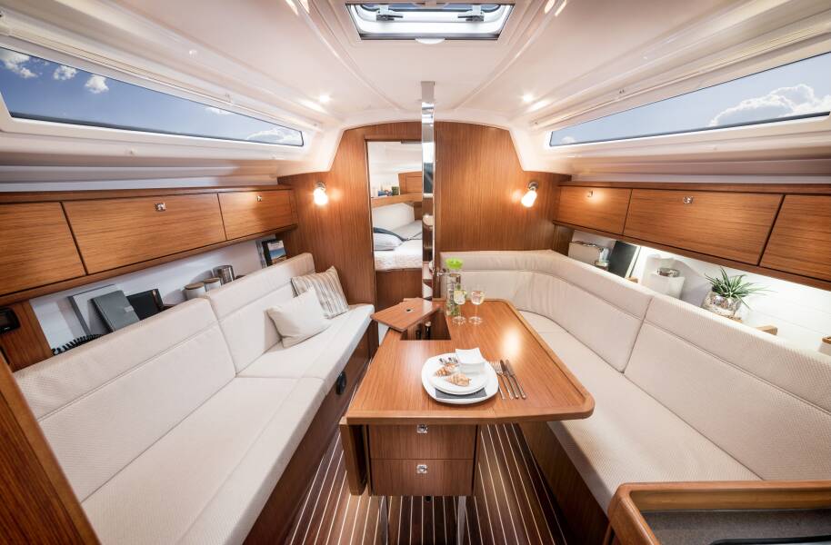 Bavaria Cruiser 34 TBD