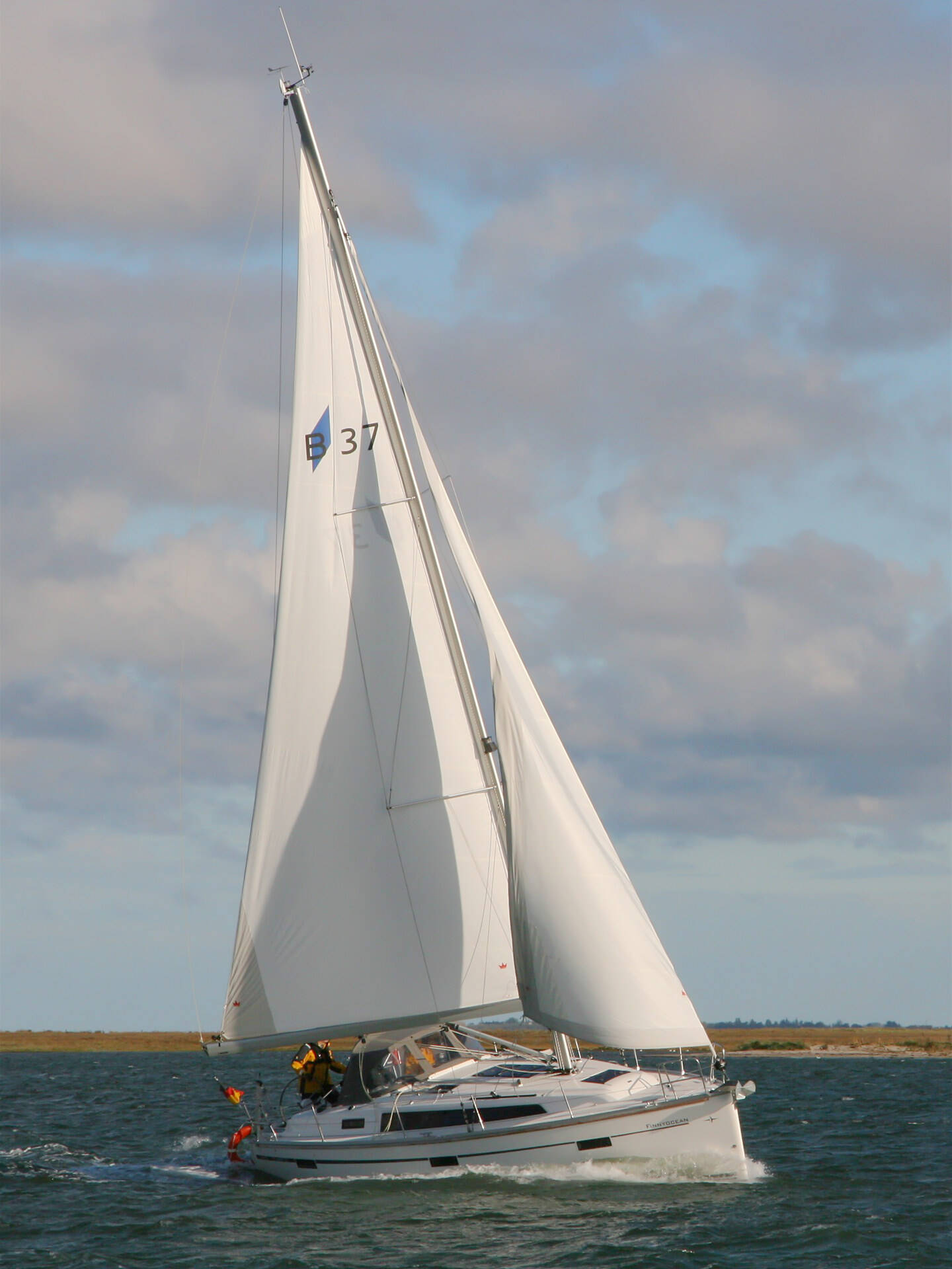 Bavaria Cruiser 37 