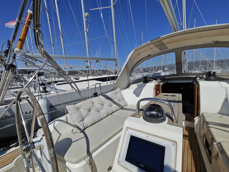 Bavaria Cruiser 37 Jugo