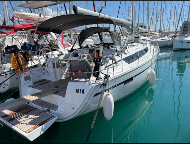 Bavaria Cruiser 37 Mia