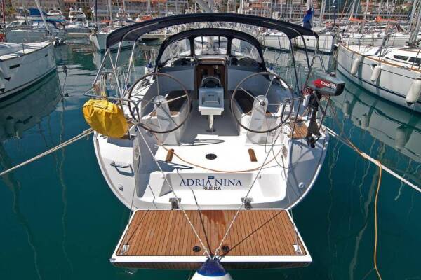Bavaria Cruiser 37 Adria Nina