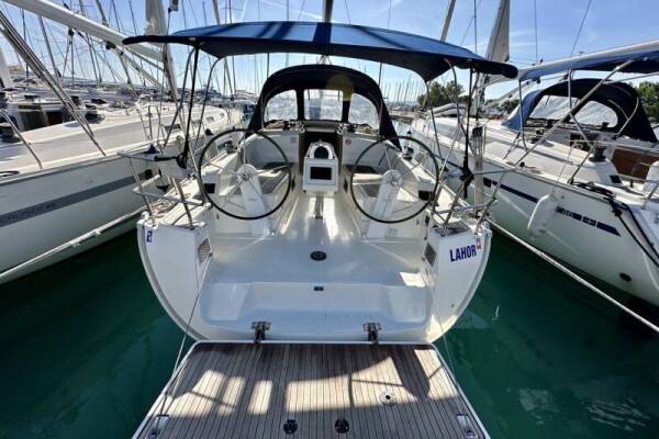 Bavaria Cruiser 37 Lahor