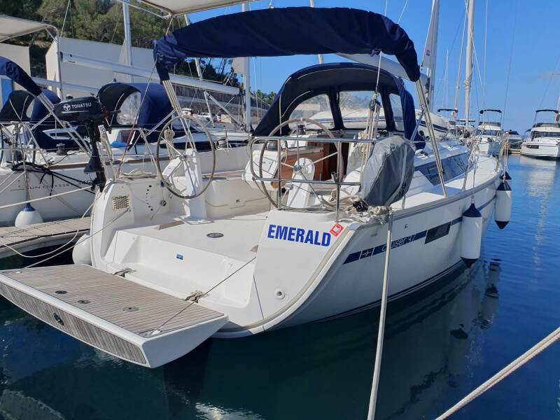 Bavaria Cruiser 37 Emerald