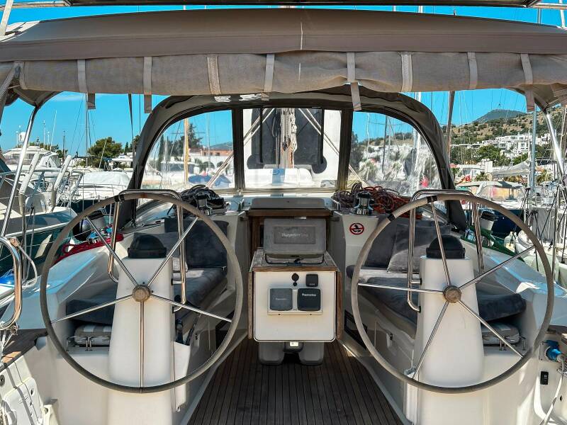 Bavaria Cruiser 40 Spark 1