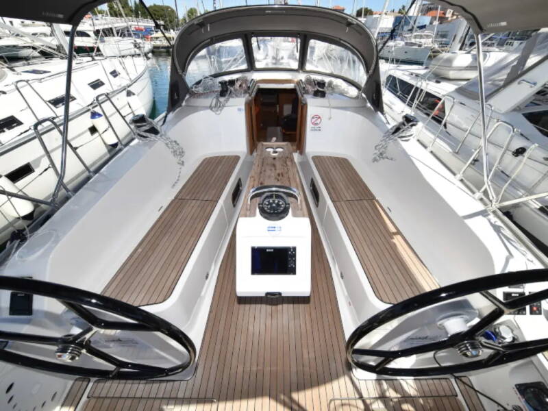 Bavaria Cruiser 41 ECONOMY