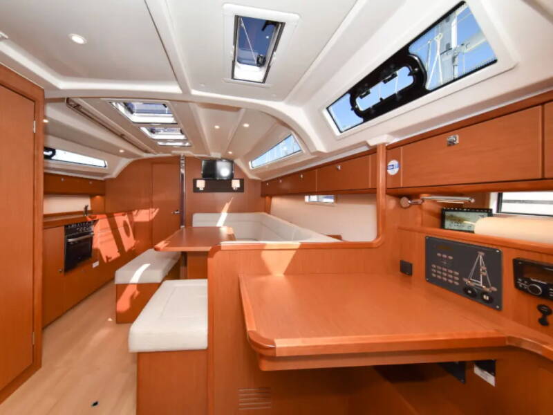 Bavaria Cruiser 41 ECONOMY