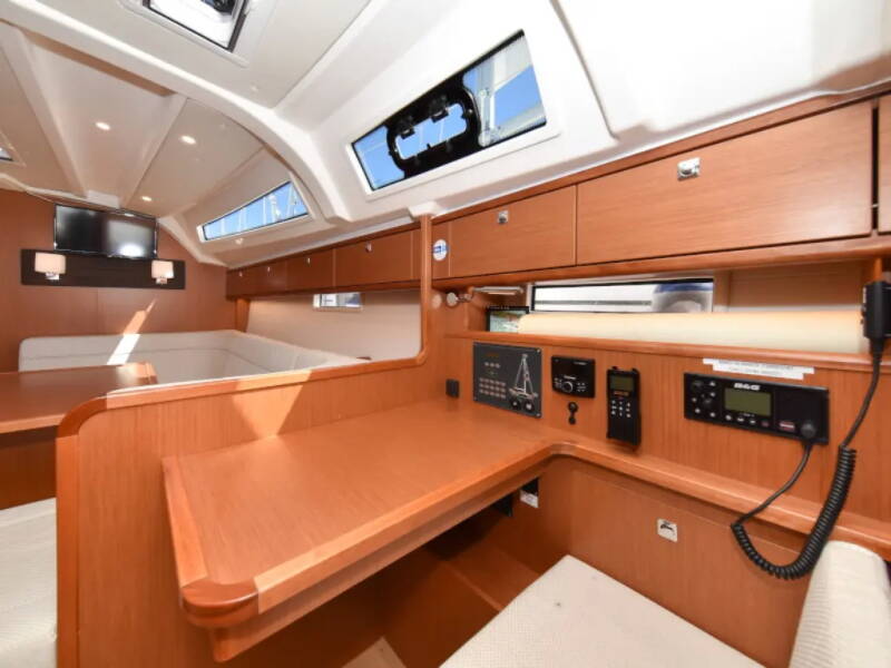 Bavaria Cruiser 41 ECONOMY