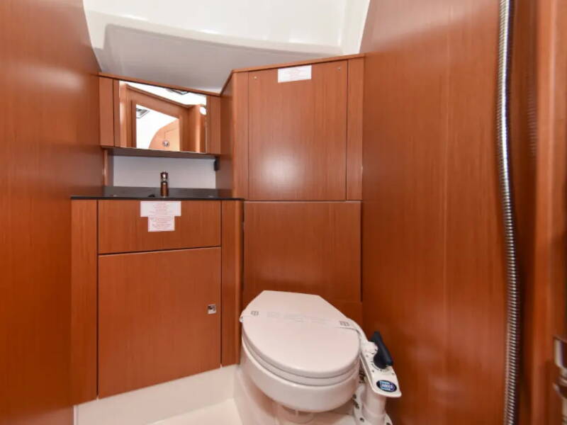 Bavaria Cruiser 41 ECONOMY