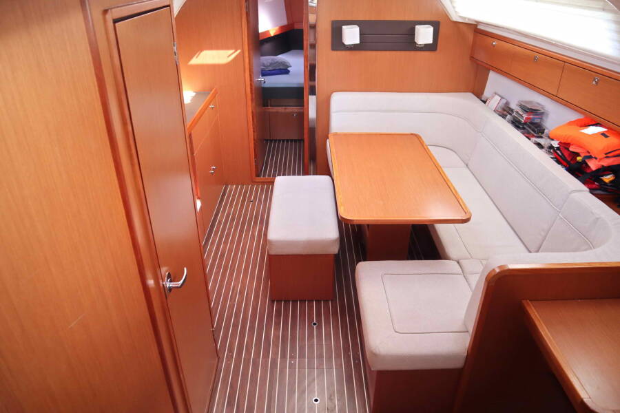 Bavaria Cruiser 41 ECONOMY