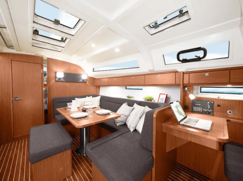 Bavaria Cruiser 41 Marea