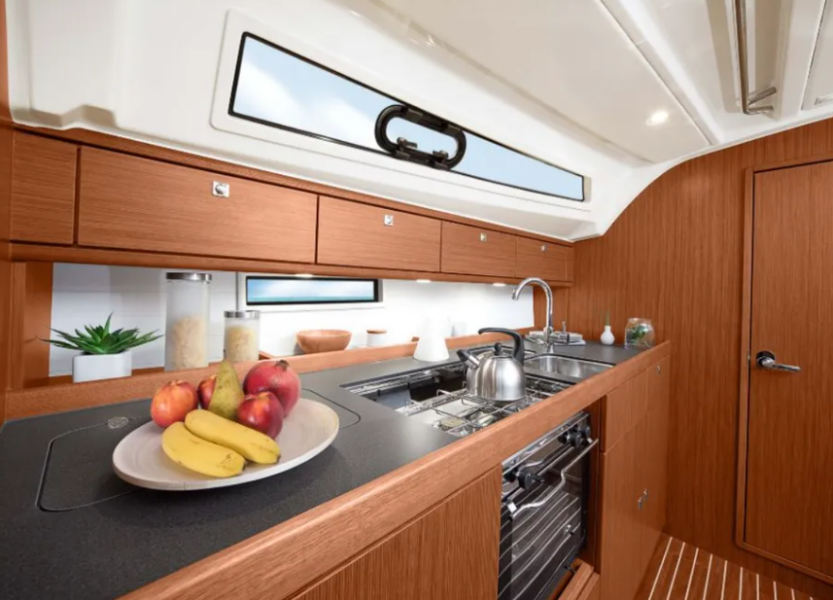 Bavaria Cruiser 41 Marea