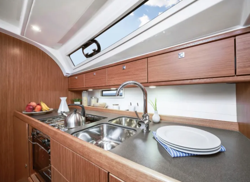 Bavaria Cruiser 41 Marea