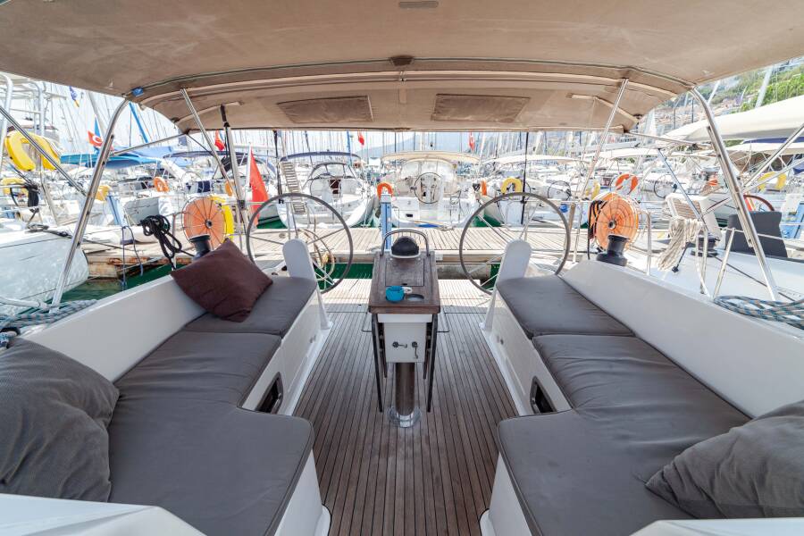 Bavaria Cruiser 46 Sail Vega