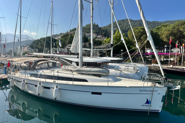 Bavaria Cruiser 46 Sail Betelgeuse