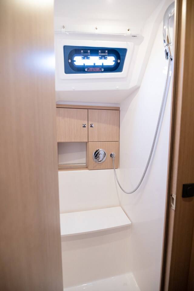 Bavaria Cruiser 46 Blue-D