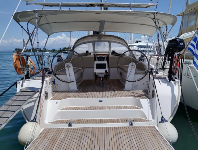 Bavaria Cruiser 51 Gin Tonic