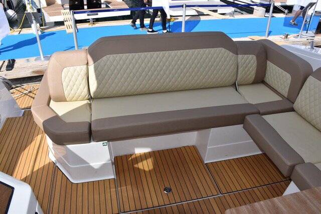 Bavaria SR36HT Hannah