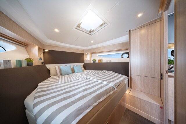 Bavaria SR36HT Hannah