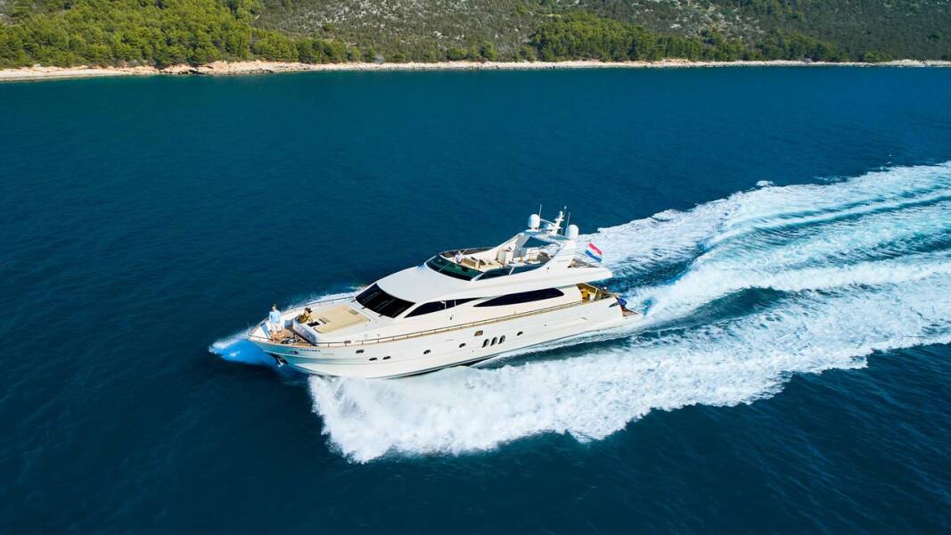 Canados 86 Karisma
