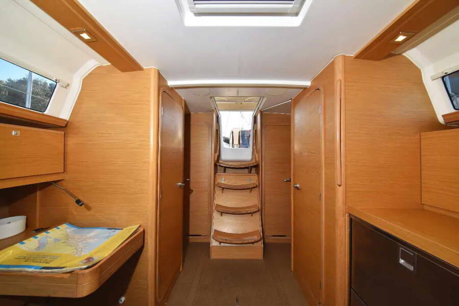 Dufour 382 GL Sunset