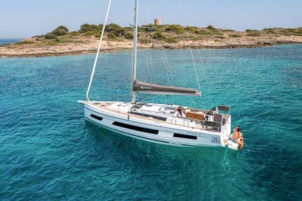 Dufour 41 Performance Aurora