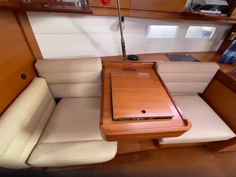 Dufour 410 GL Freedom