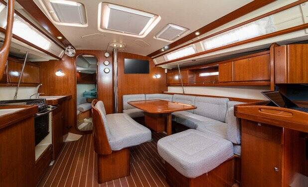 Dufour 425 GL Esen Mila