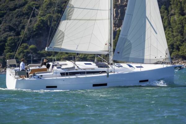Dufour 430 Ocean Whisper