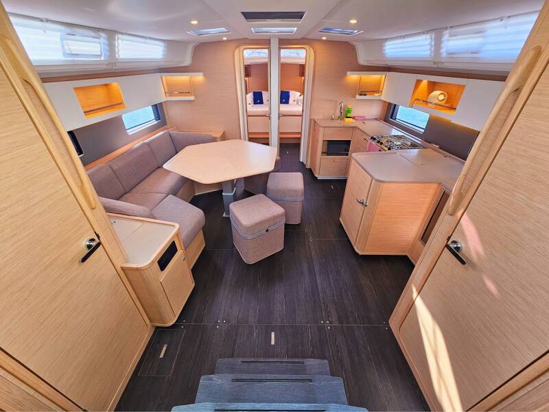 Dufour 44 Adagio