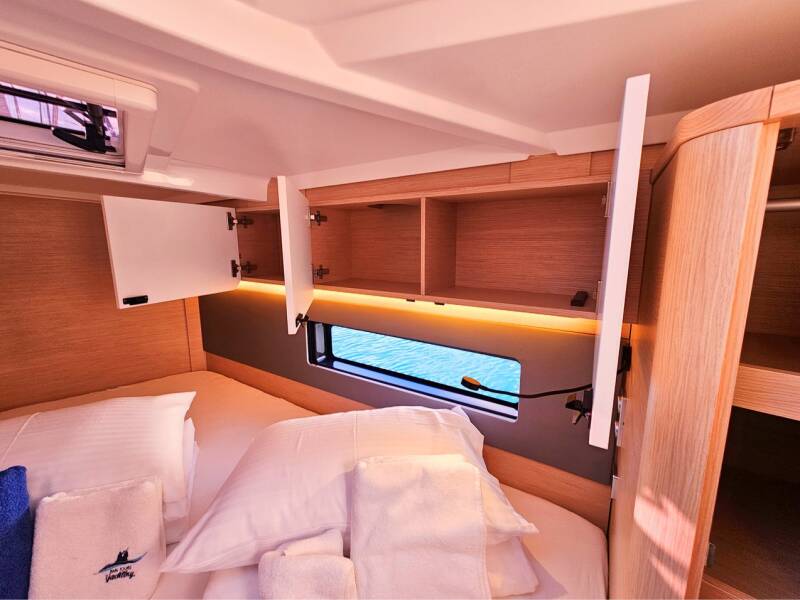 Dufour 44 Adagio