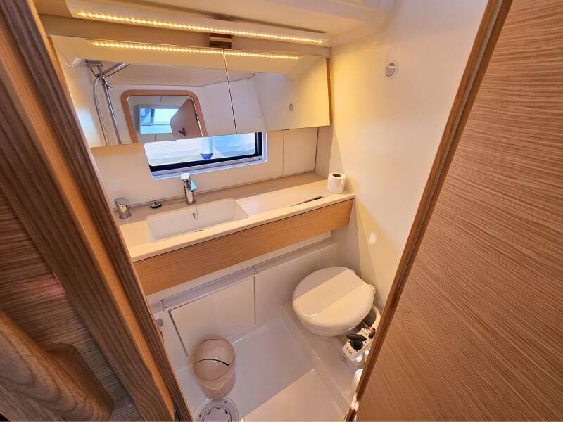 Dufour 44 Adagio