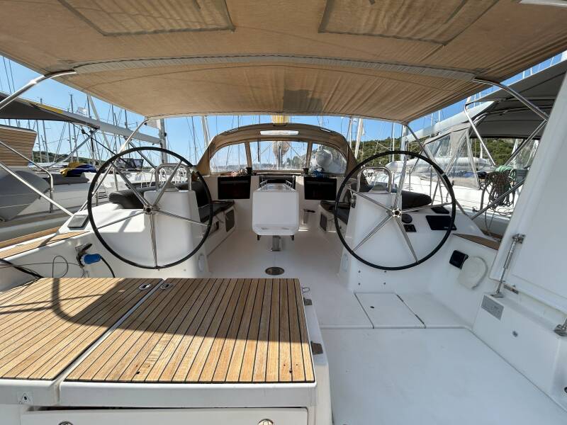 Dufour 460 GL Good Luck