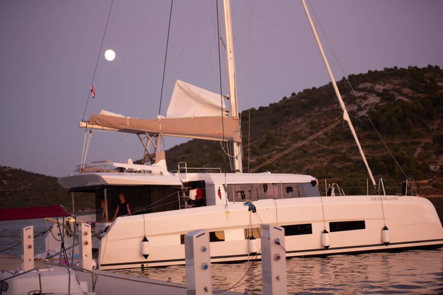 Dufour 48 Catamaran Seaven