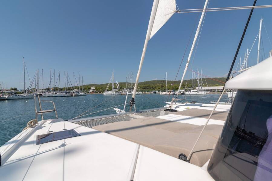 Dufour 48 Catamaran Seaven