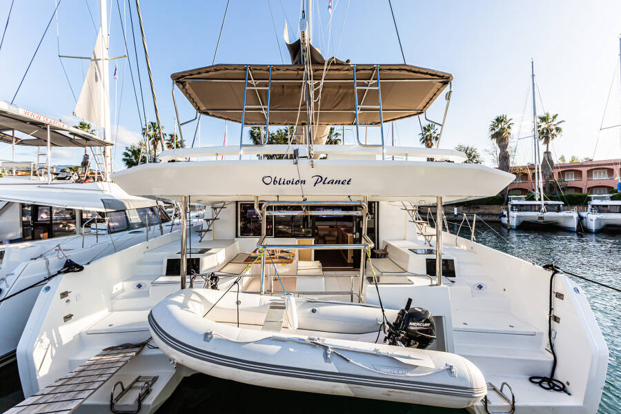 Dufour 48 Catamaran Oblivion Planet