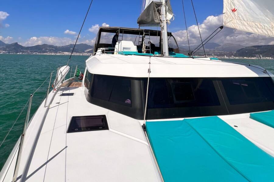 Dufour 48 Catamaran Futura