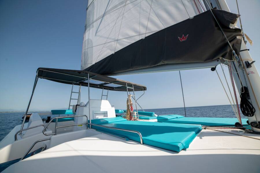 Dufour 48 Catamaran Futura