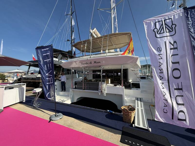 Dufour 48 Catamaran Siente El Mar