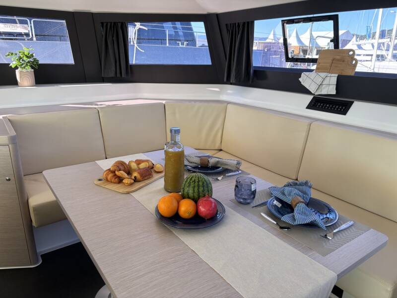 Dufour 48 Catamaran Siente El Mar