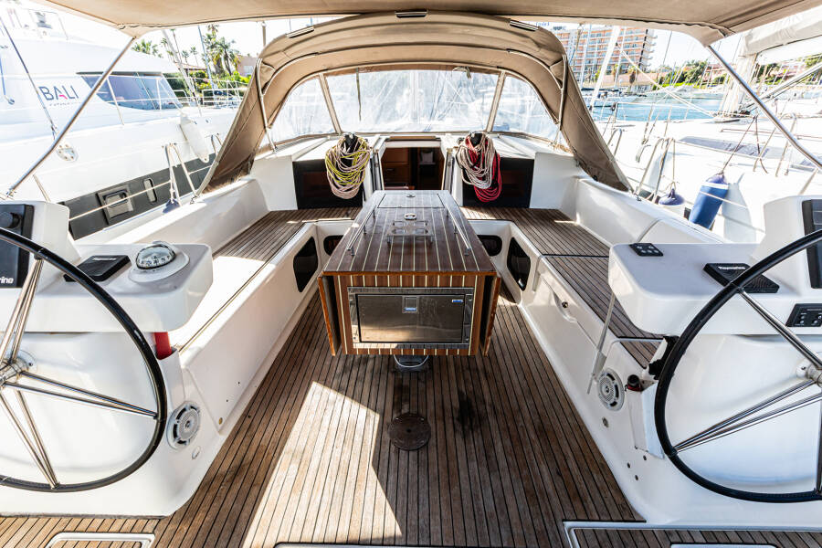 Dufour 520 GL Dream Planet