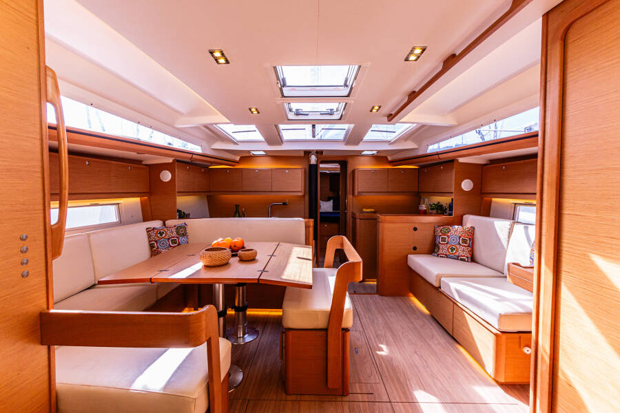 Dufour 520 GL Dream Planet