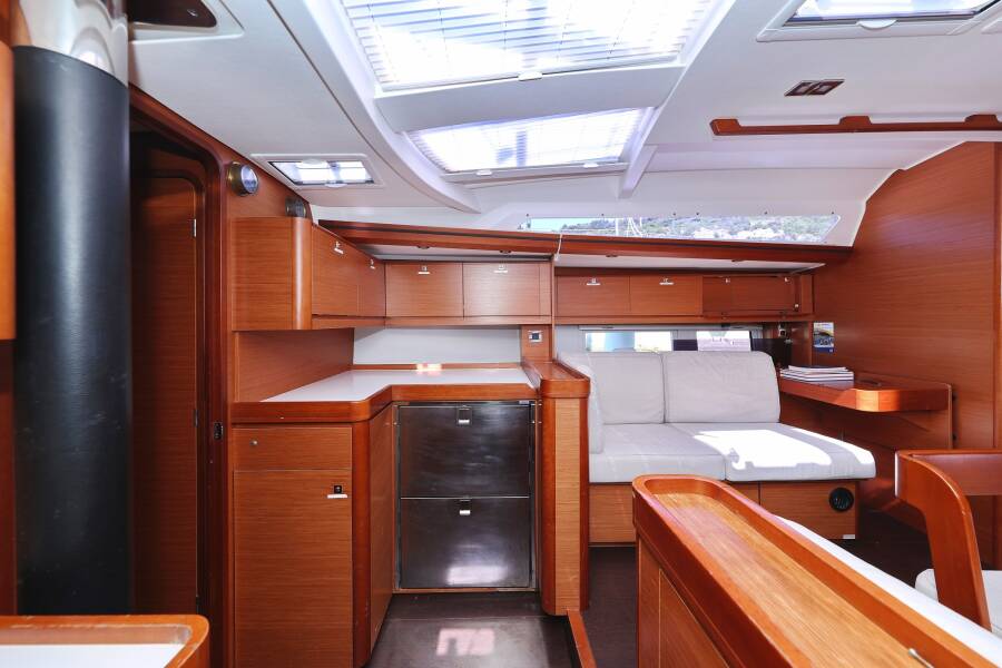 Dufour 520 GL Lateja