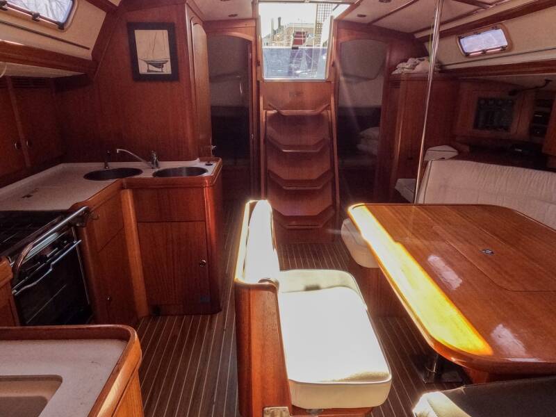 Elan 45 Morning light